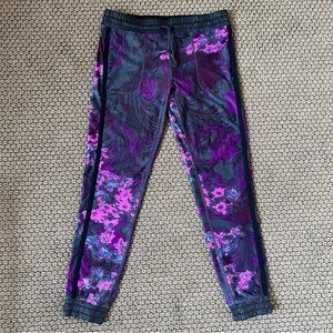 NWT Fabletics Ashton Joggers Size M